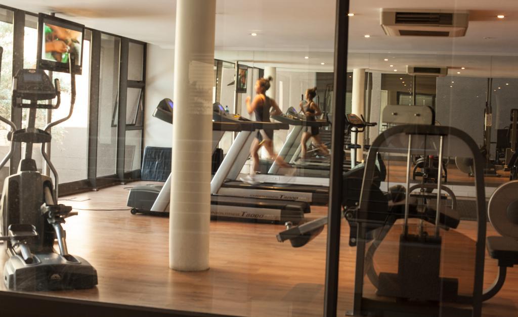 The Nicol Hotel And Apartments Johannesburg Bagian luar foto