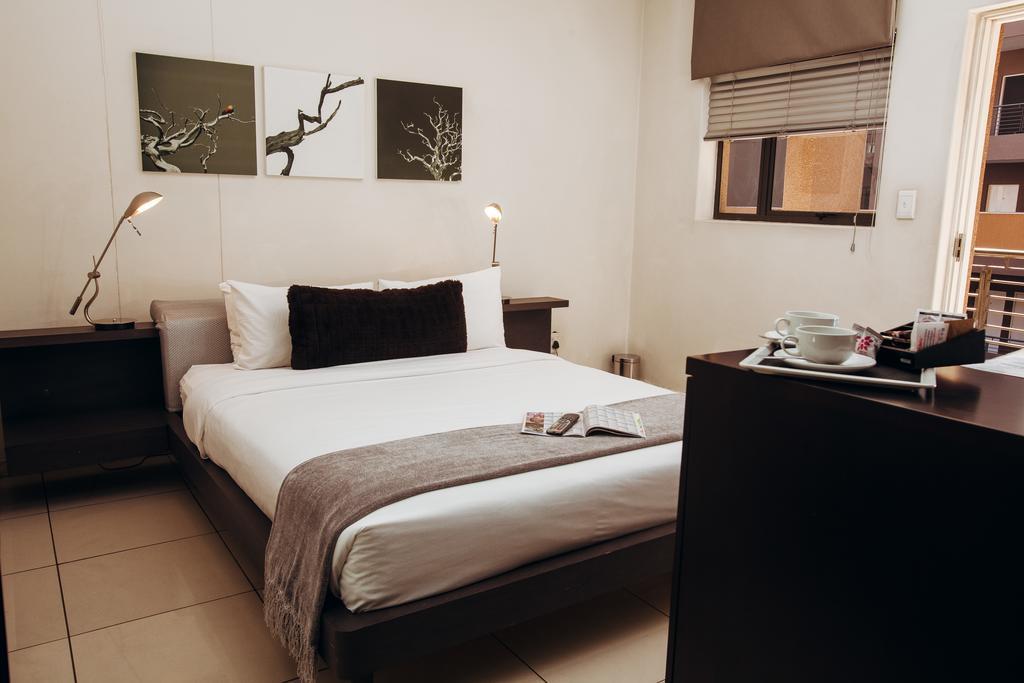 The Nicol Hotel And Apartments Johannesburg Bagian luar foto