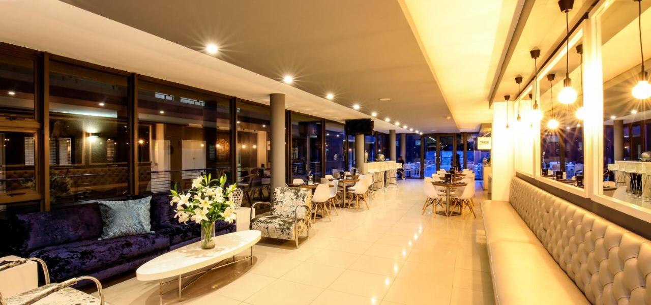 The Nicol Hotel And Apartments Johannesburg Bagian luar foto